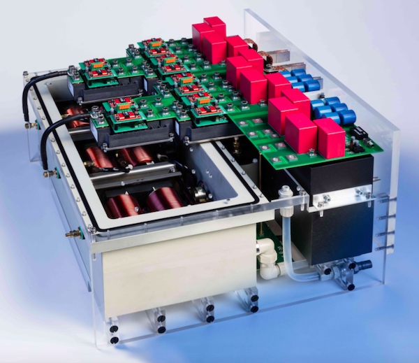 Fraunhofer ISE团队创造了这个250 kva的逆变器堆栈，其中包括3.3 kv - sic晶体管